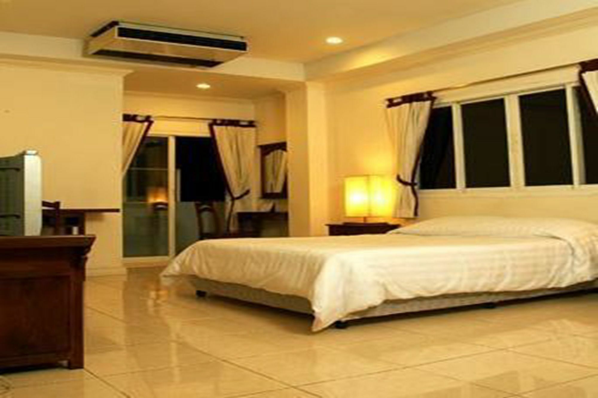 Royal Pimand 3*
